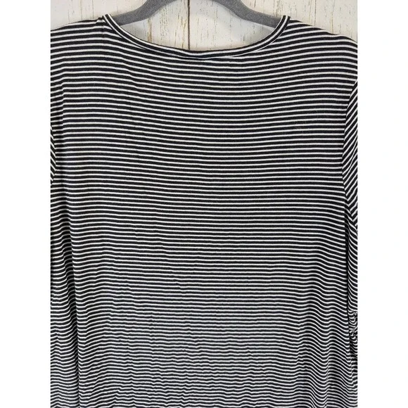 Old Navy Luxe Size XL Womens Black White Striped Short Sleeve Top - Picture 6 of 7